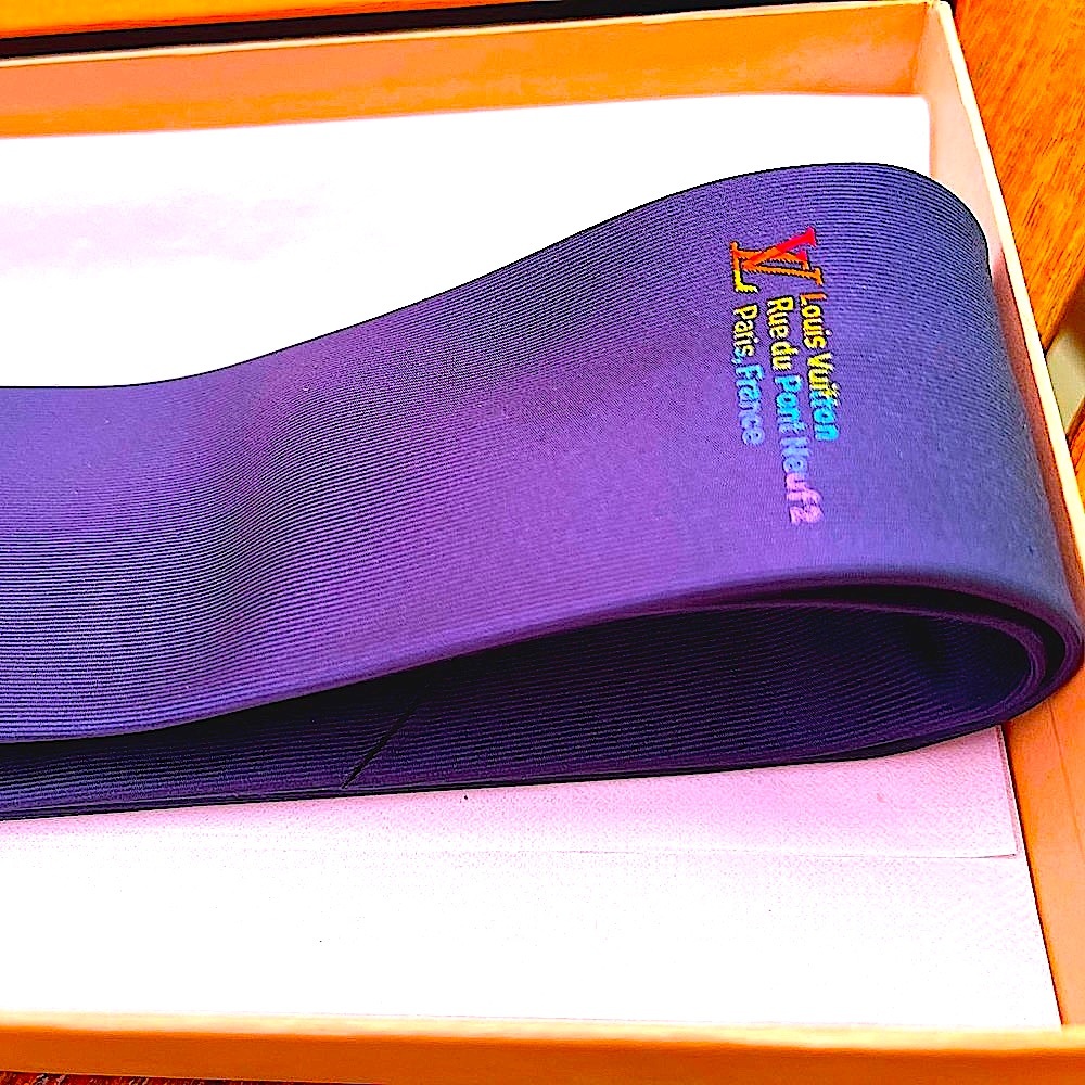 🎁LV HOLIDAY 26’🎁🆕💯LOUIS VUITTON VIRGIL ABLOH RUNWAY SUNSHINE MOTIF TIE🌞🔥 - Picture 4 of 17